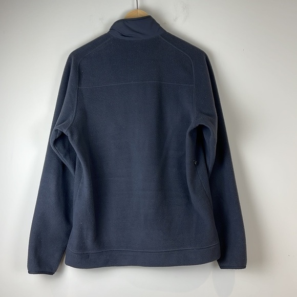 Mountain Hardware grey fleece zip up size small - Picture 4 of 8